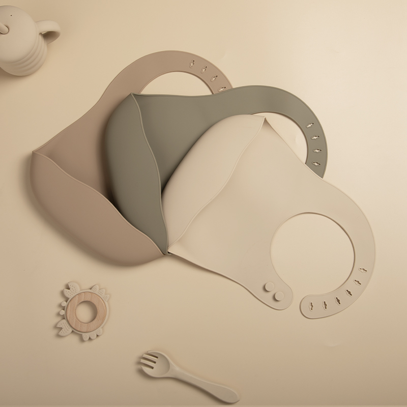 Bavoirs en silicone sans BPA p - Waterproof Baby Bibs Silicone avis et prix